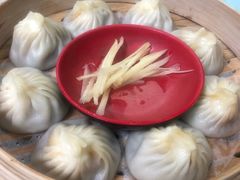 蟹黄汤包-食惠里小笼包面馆(越秀店)