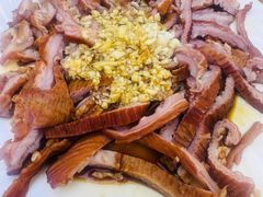 -溢心园香河肉饼总店