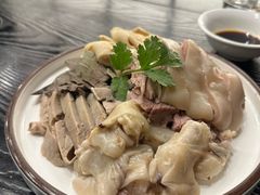 -隆江大酒店(雯婕商务楼店)