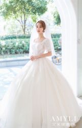 -艾米丽婚纱礼服
