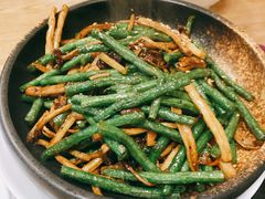 茶树菇烧豆角-素行天下(国投财富广场店)
