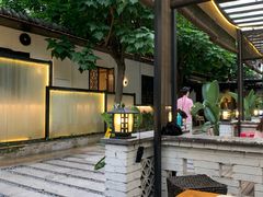 -浮何烤铺(桐梓林店)
