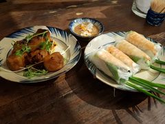 -Cuc Gach Quan Restaurant