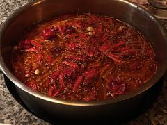 -辉哥火锅(虹桥路店)