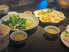 -大头虾越式风味餐厅(光明广场店)