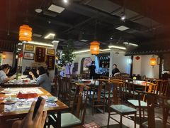 大堂-卢大鲜鱼头捞饭(美利广场店)