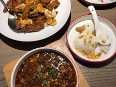 蒜爆鲜切小牛肉-京华烟云·北京烤鸭(领展购物广场·中关村店)
