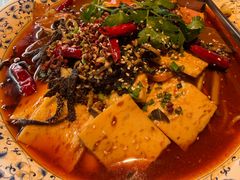 -吴越荣记苏州菜·松鼠桂鱼100%活鱼现做(斜塘老街店)
