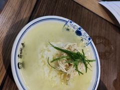 -肖四女乐山跷脚牛肉(世博源店)