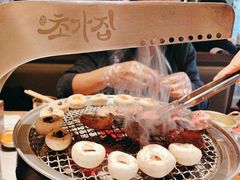 -草家酱蟹炭火烤肉店(珲春南路一店)