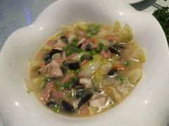 -阿三鱼头泡饼·家常菜
