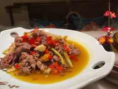 小炒黄牛肉-佬麻雀·剁椒鱼头(京基KK One店)