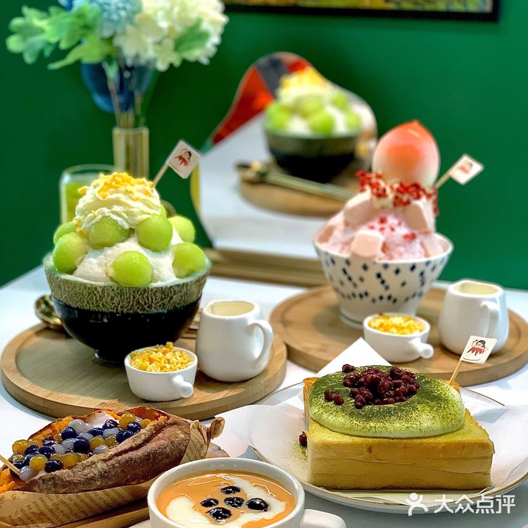 在太原柳巷 ‼️我的夏日快乐就是炫冰🍧