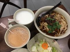 -李先生牛肉面大王(合肥火车站出站口店)