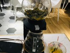 -茶是一枝花泡茶店