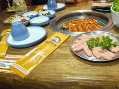 -明洞阿姨·韩式酱蟹烤肉·创意料理(三元桥店)