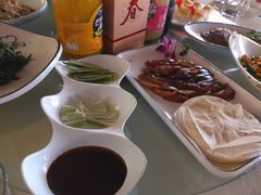 -伊和园清真餐饮