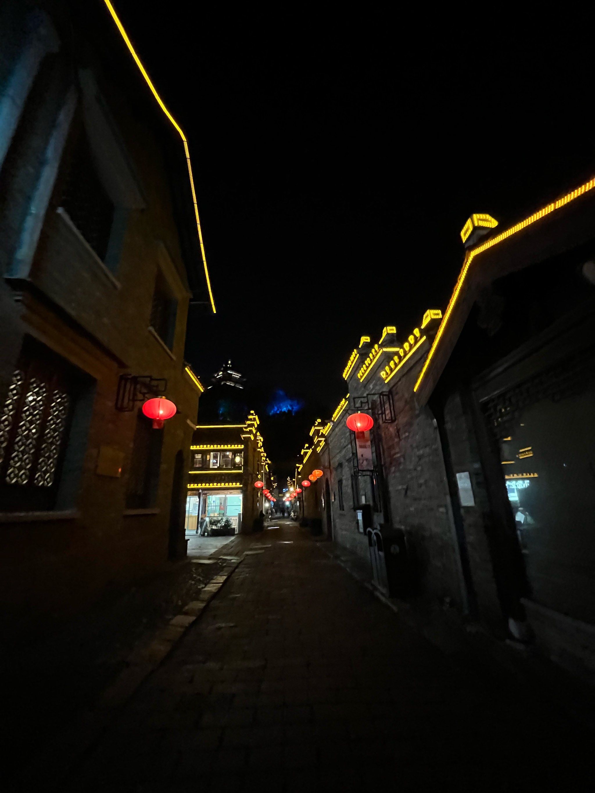 冬夜里的西津渡,别样的风情