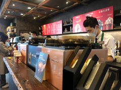-星巴克臻选(青岛麦凯乐分店)