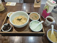 -蟹上黄·蟹黄面·江南糖水(人民广场店)