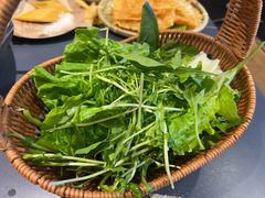 -由衷贵州酸汤牛肉火锅(新桥店)