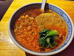 辣肉面-沪西老弄堂面馆(定西路店)