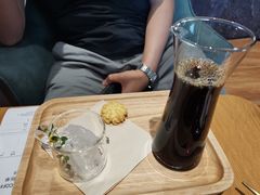 -ZING COFFEE 镜咖啡