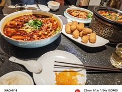 -万重锦·人文川菜馆(骡马市店)