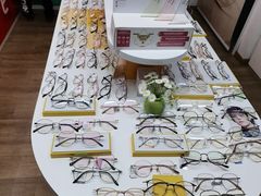 -美空眼镜·星趣控·新乐学·控优点合作店(周浦万达店)