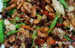 Dry-Fried Spicy Small River Shrimp