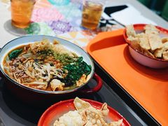 -丽丽三鲜螺蛳粉(田林路店)