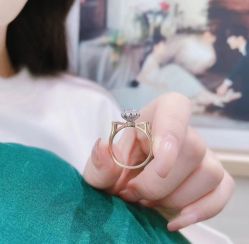 -珂兰钻石(美美2购物中心店)