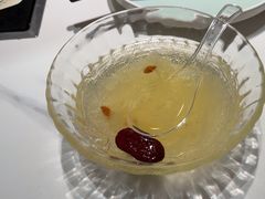 -黄记煌三汁焖锅(新佳丽江汉路店)