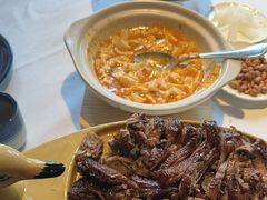 -八府香鸭·啫啫煲(华山路店)