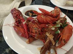 -东方红海鲜百汇(国际大厦店)