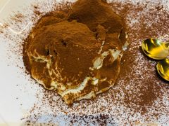 盒子提拉米苏-大象厨房(重庆道店)