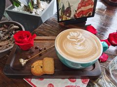 卡布奇诺-九月里.自由花园餐厅