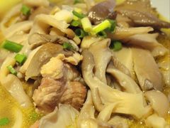 -春天里餐厅(西田城店)