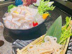 -湊湊火锅·茶憩(打浦桥日月光店)