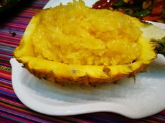 -香巴拉云南餐厅(华莱坞店)