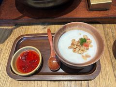 -银米·云南传统过桥米线(双廊黑金冠店)