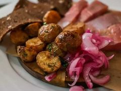 -上海市黄浦商业人才培训中心(延安东路)