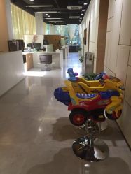 -CARR SALON