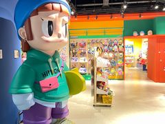 -燕莎奥特莱斯购物中心