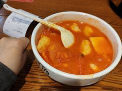 -渝是乎酸菜鱼·川渝小炒(新世界百货望京店)