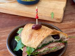 金枪鱼牛肉恰巴塔三明治-O'mills Sourdough Bakery&Bistro(永嘉路店)