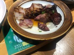 -头上红煨盐鸡·非遗院子餐厅