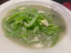 丝瓜-肆海小川菜酒馆Wine Bistro (青年路店)