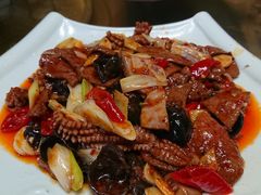 -石磨豆花家常菜·牦牛排土火锅
