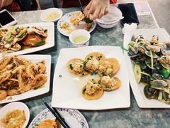 -四川小胡子海鲜(丁村万人海鲜广场店)